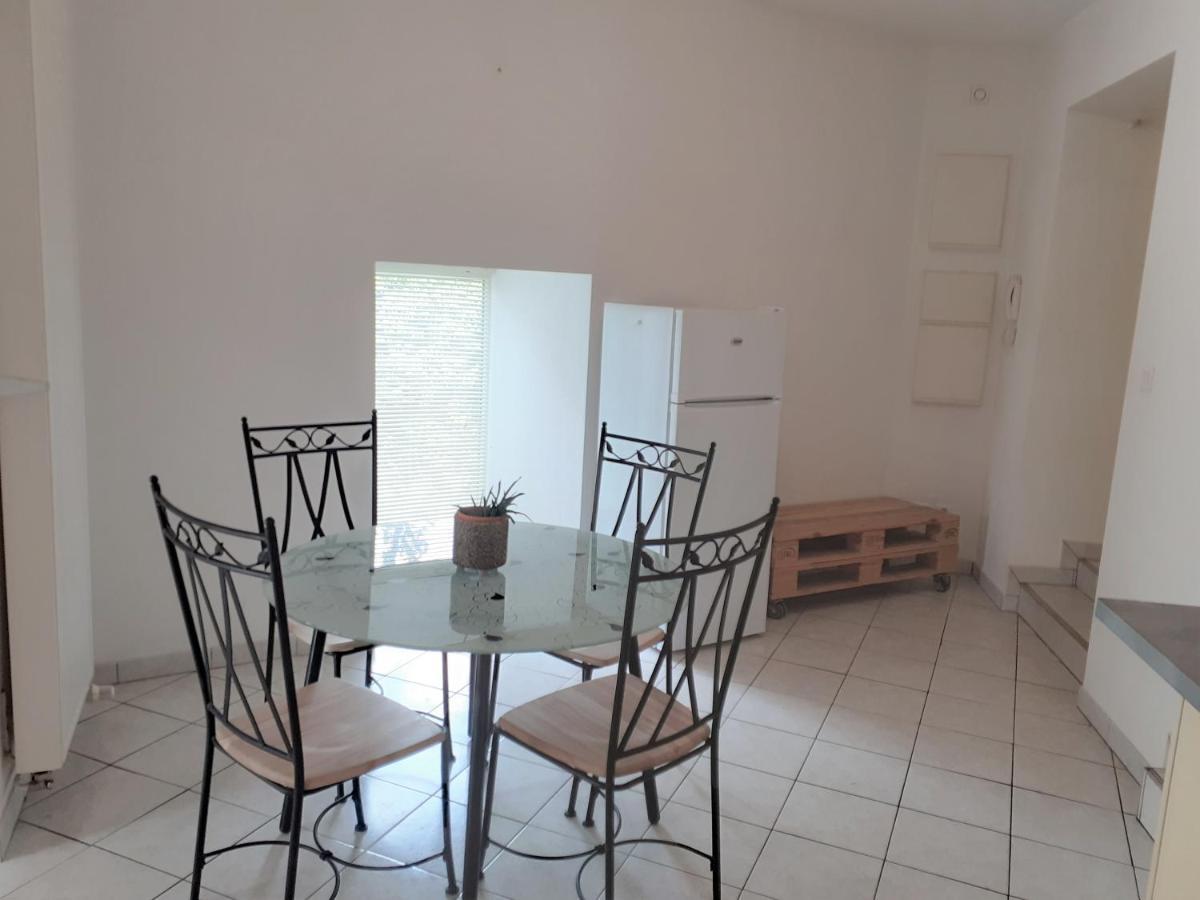 Appartement Rez De Chaussee Avec Terrasse Et Jardin 탕스 외부 사진